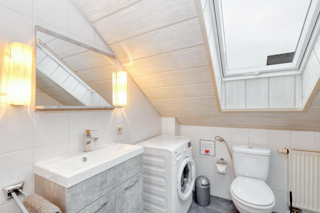Seepark Kirchheim Ferienhaus Bei Nina Mit Sauna Eksteriør bilde